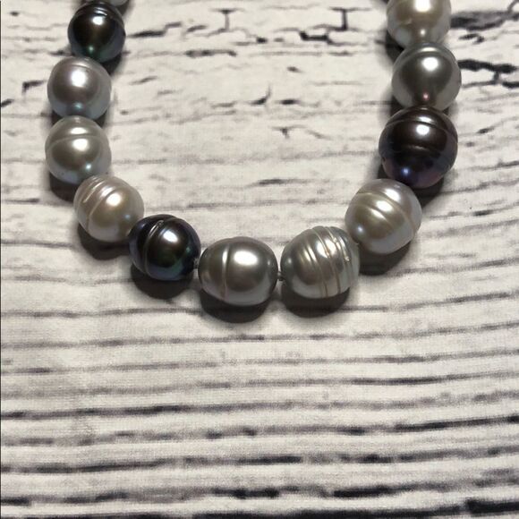 Multicolored pearl necklace - Picture 5 of 10